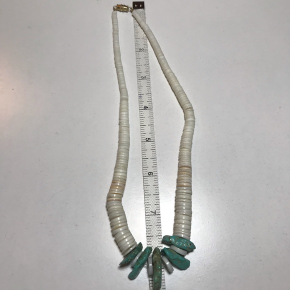 Classy Vintage Heishi Shell Polished Real Turquoise Stone Necklace 17”L - Picture 11 of 13